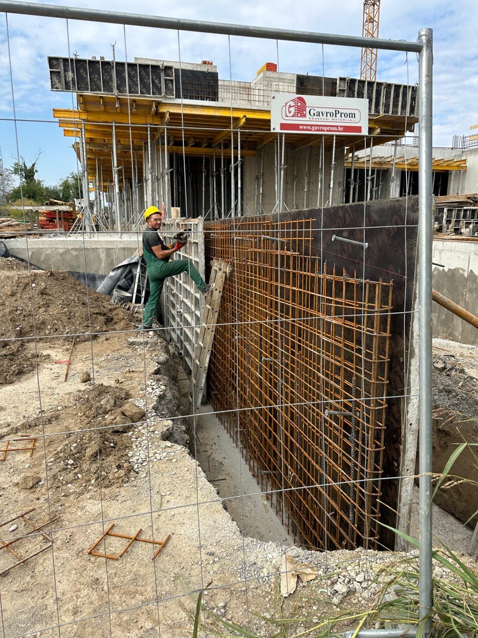 Monolitni radovi Zagreb — stambeni objekt, Front Development